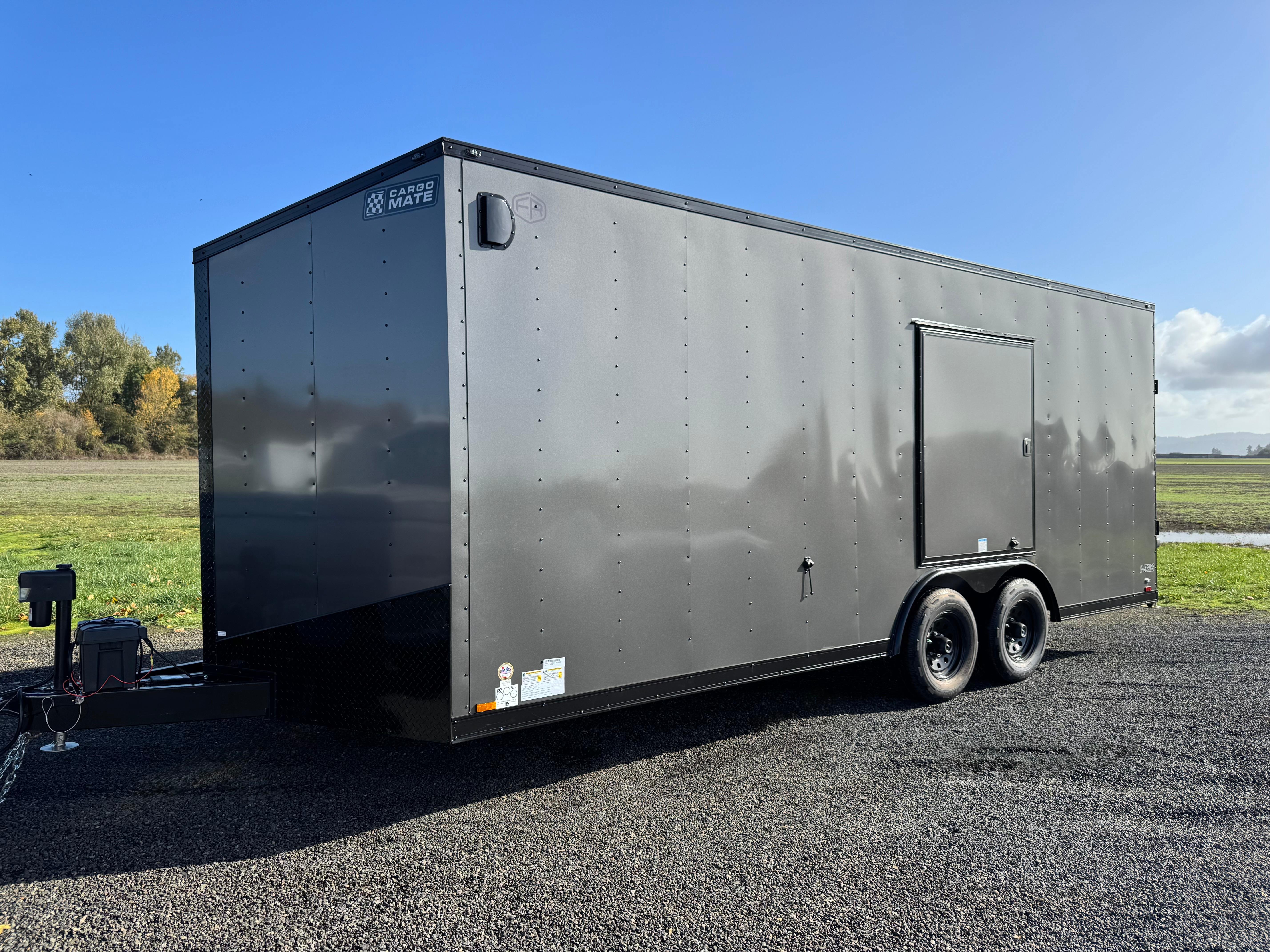 Enclosed cargo trailer rentals Portland Oregon - 8.5x20ft enclosed trailers for secure hauling and moving in Salem area